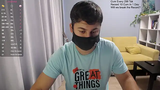 Snapshot of Tomguys chatting on November 9, 2025, 9:02 am Tomguys online show from November 9, 2025, 9:02 am