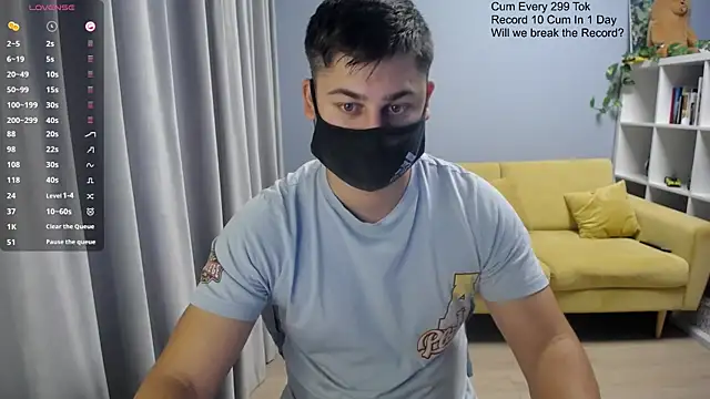 Snapshot of Tomguys chatting on November 19, 2025, 7:30 am Tomguys online show from November 19, 2025, 7:30 am