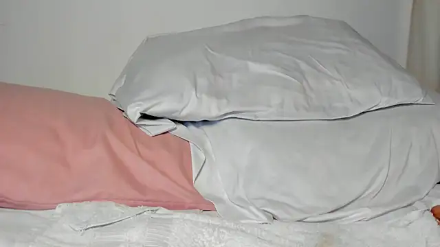 Snapshot of rosaaliiaa1 chatting on March 2, 2025, 11:28 pm rosaaliiaa1 online show from March 2, 2025, 11:28 pm