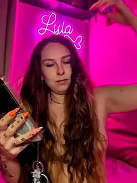 Lyia Ziggy online show from June 25, 2026, 9:42 pm