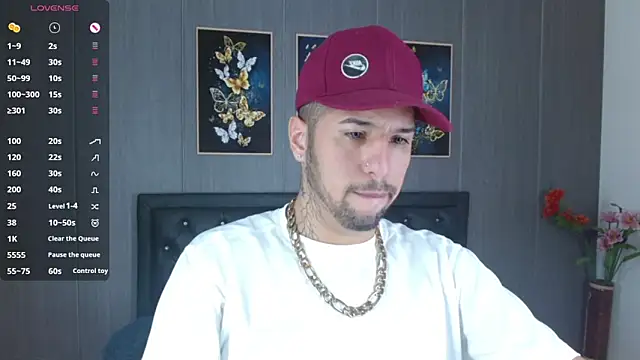 oscar22 cm online show from December 4, 2024, 7:50 pm