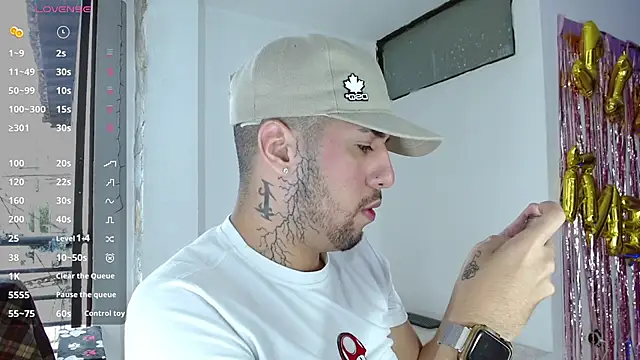 oscar22 cm online show from January 10, 2025, 5:24 pm