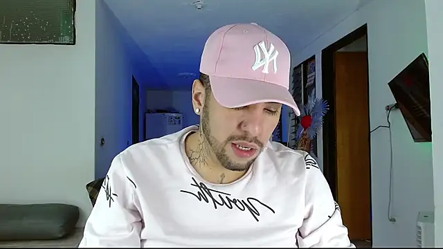 oscar22 cm online show from February 5, 2025, 2:48 pm