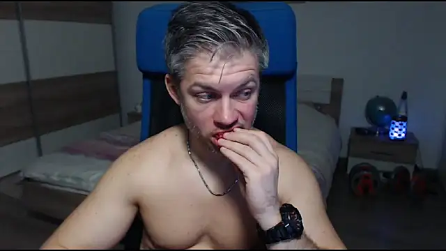 RobbyShawz online show from February 13, 2025, 10:34 am