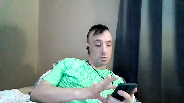 Snapshot of JoJoMonroe84 chatting on January 8, 2026, 6:41 am JoJoMonroe84 online show from January 8, 2026, 6:41 am