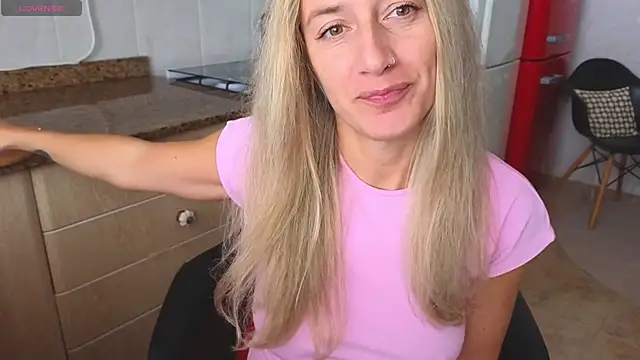 Lunamix online show from November 20, 2025, 10:49 am