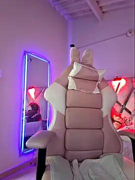 MariaPau 83 online show from February 12, 2026, 6:29 pm