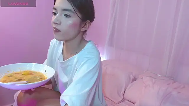 Snapshot of Sweetcristin chatting on June 30, 2026, 3:39 am Sweetcristin online show from June 30, 2026, 3:39 am