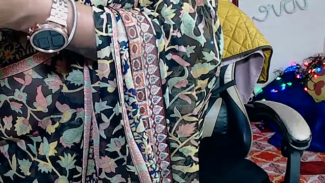 Naiaa-mylove online show from February 10, 2026, 6:01 am