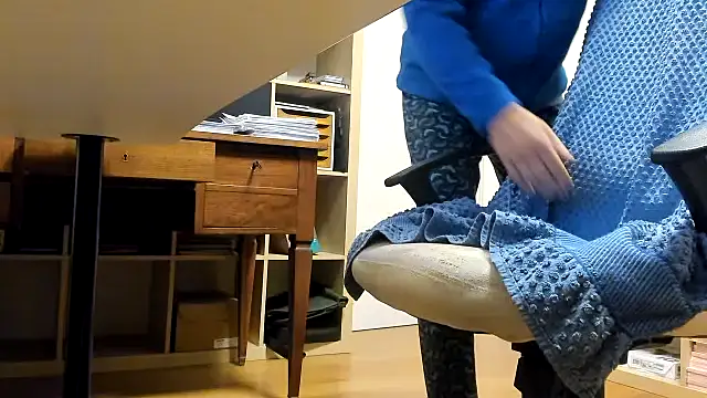 leccaleccafiga online show from November 18, 2025, 8:01 pm