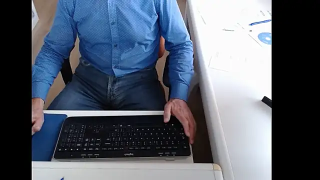 Snapshot of dutchpornking chatting on September 16, 2025, 6:36 am dutchpornking online show from September 16, 2025, 6:36 am