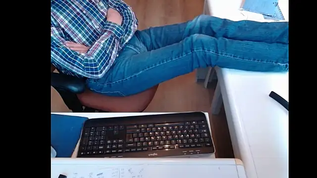 Snapshot of dutchpornking chatting on March 11, 2025, 2:29 pm dutchpornking online show from March 11, 2025, 2:29 pm