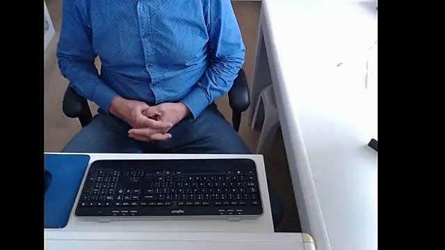 Snapshot of dutchpornking chatting on September 14, 2025, 10:26 am dutchpornking online show from September 14, 2025, 10:26 am
