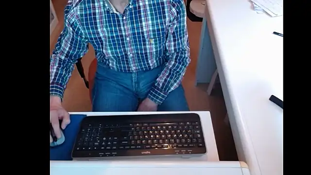 Snapshot of dutchpornking chatting on February 26, 2025, 9:01 am dutchpornking online show from February 26, 2025, 9:01 am