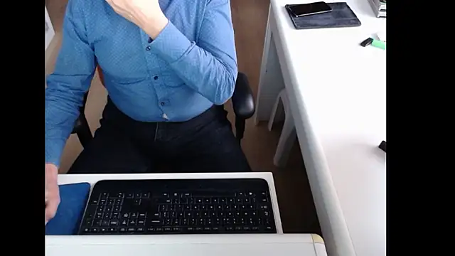 Snapshot of dutchpornking chatting on February 23, 2026, 7:53 am dutchpornking online show from February 23, 2026, 7:53 am