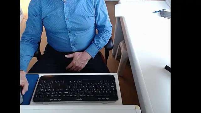 Snapshot of dutchpornking chatting on March 4, 2026, 7:05 am dutchpornking online show from March 4, 2026, 7:05 am