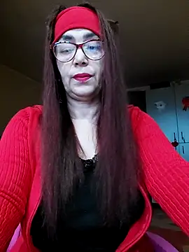 Snapshot of Chriss_Tinaa chatting on February 18, 2025, 5:31 am Chriss Tinaa online show from February 18, 2025, 5:31 am