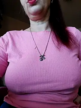 Snapshot of Chriss_Tinaa chatting on March 20, 2025, 6:08 am Chriss Tinaa online show from March 20, 2025, 6:08 am