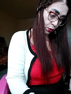 Snapshot of Chriss_Tinaa chatting on March 1, 2025, 5:52 am Chriss Tinaa online show from March 1, 2025, 5:52 am