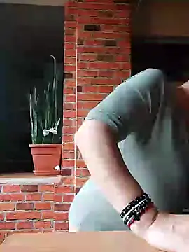 Snapshot of Chriss_Tinaa chatting on February 2, 2025, 12:46 pm Chriss Tinaa online show from February 2, 2025, 12:46 pm