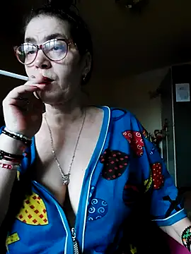 Snapshot of Chriss_Tinaa chatting on March 16, 2025, 6:20 am Chriss Tinaa online show from March 16, 2025, 6:20 am