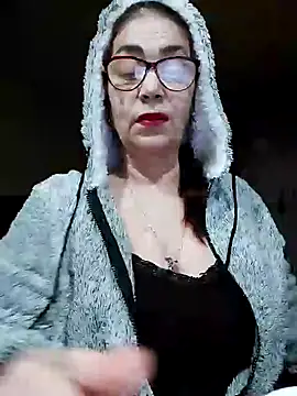 Snapshot of Chriss_Tinaa chatting on February 8, 2025, 3:08 am Chriss Tinaa online show from February 8, 2025, 3:08 am