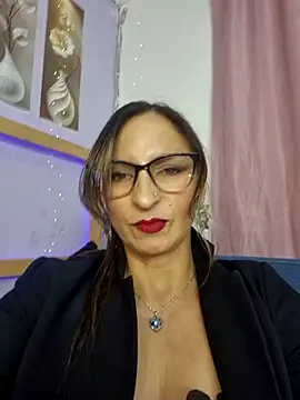 marilyn love6969 online show from January 14, 2026, 1:26 pm