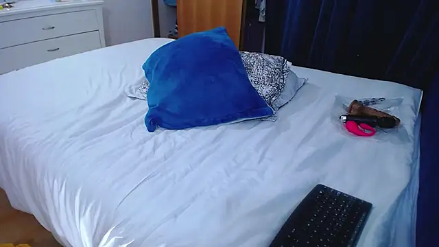 mondirty70 online show from December 21, 2025, 7:32 am