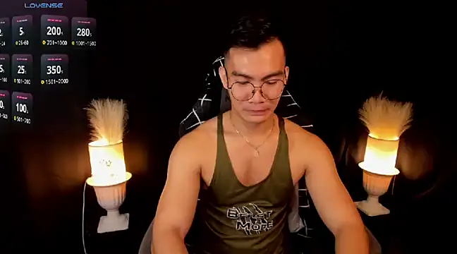 Snapshot of 000batman000 chatting on March 5, 2025, 2:25 am 000batman000 online show from March 5, 2025, 2:25 am