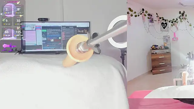 sofi velez online show from November 29, 2025, 5:13 pm