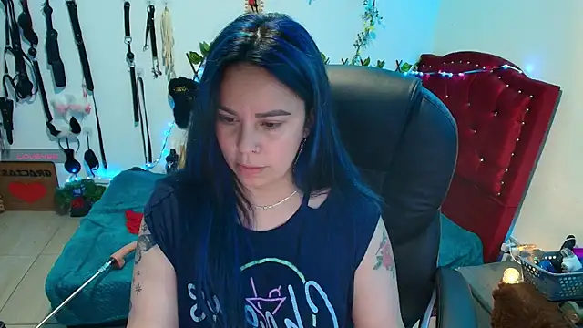 elektra 32 online show from November 11, 2025, 9:04 am