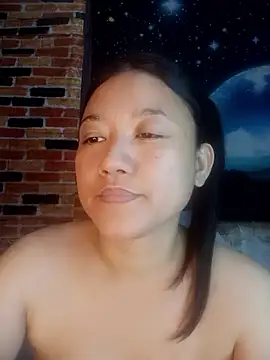 Urchanel online show from April 23, 2026, 4:19 am