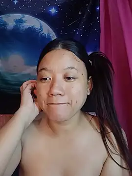Snapshot of Urchanel chatting on July 18, 2026, 4:15 pm Urchanel online show from July 18, 2026, 4:15 pm