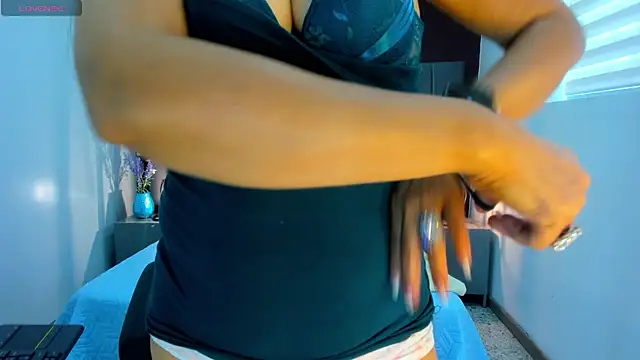 moxa hot online show from October 28, 2025, 2:27 pm