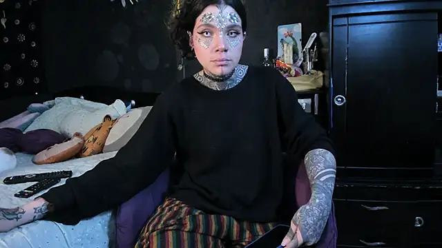 Lilmarieee online show from November 27, 2025, 9:37 pm