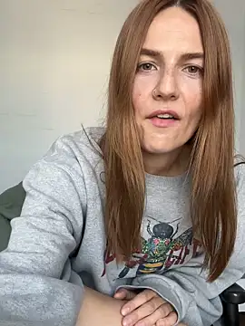 Snapshot of BritneyHall chatting on May 27, 2026, 10:11 am BritneyHall online show from May 27, 2026, 10:11 am