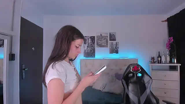 Amaia Daniells online show from January 28, 2025, 7:22 am