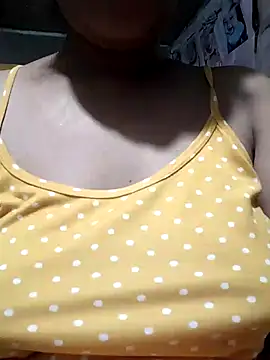 Snapshot of xxyourfantasyxx chatting on January 3, 2025, 1:24 pm xxyourfantasyxx online show from January 3, 2025, 1:24 pm