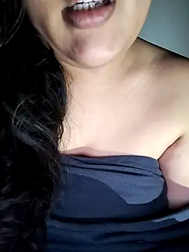 Annerae online show from September 25, 2025, 5:30 pm