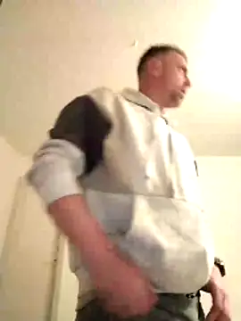 Kutasmaly online show from April 17, 2026, 8:11 pm