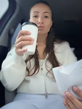 YOUR-KARINA online show from January 22, 2025, 2:48 am