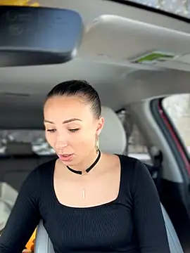 YOUR-KARINA online show from March 13, 2026, 5:45 am