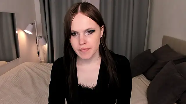 EffieMinki online show from February 28, 2026, 9:03 pm