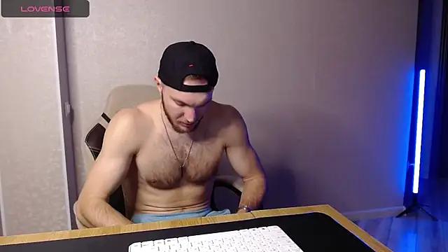 Toress1 online show from February 19, 2025, 5:38 pm