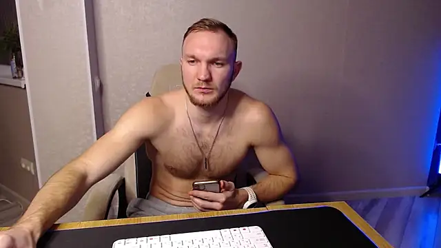 Toress1 online show from February 13, 2025, 5:44 pm