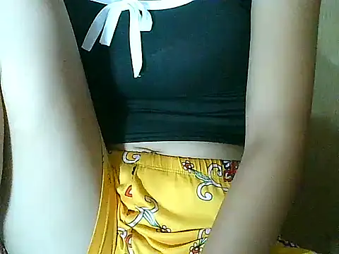 Snapshot of PinaySkinnyGirl chatting on October 8, 2025, 11:34 am PinaySkinnyGirl online show from October 8, 2025, 11:34 am