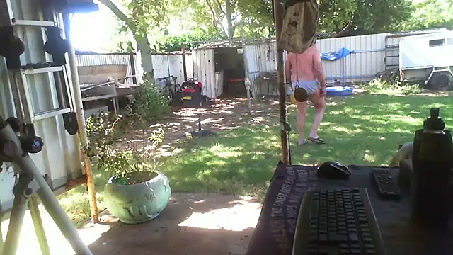 herbie010666 online show from March 29, 2026, 3:41 am