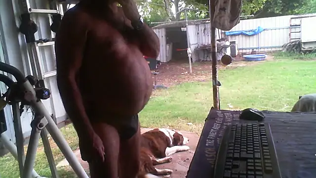 herbie010666 online show from April 2, 2026, 3:46 am