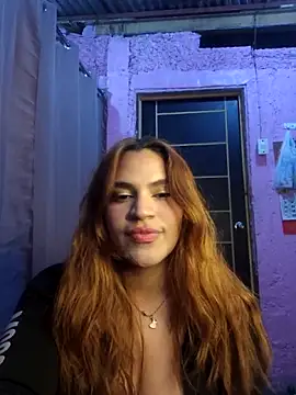 Snapshot of SexyFriends_ chatting on May 23, 2026, 12:42 am SexyFriends online show from May 23, 2026, 12:42 am