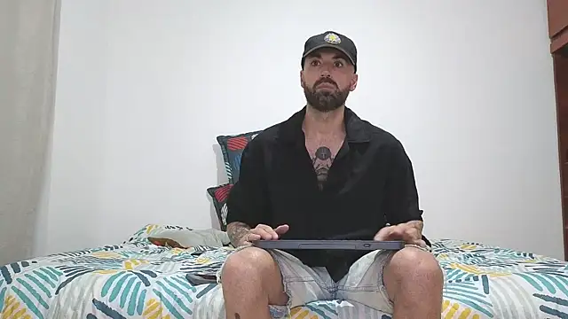 Snapshot of MattxFeet chatting on March 30, 2026, 12:12 am MattxFeet online show from March 30, 2026, 12:12 am